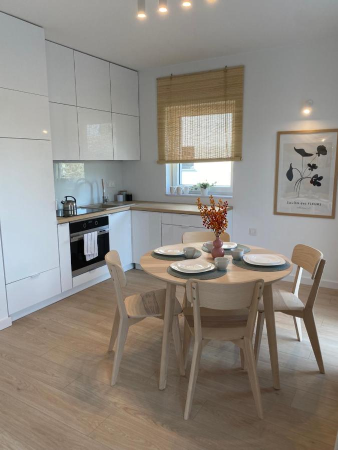 Metro Szwedzka Apartament Orange Βαρσοβία Εξωτερικό φωτογραφία